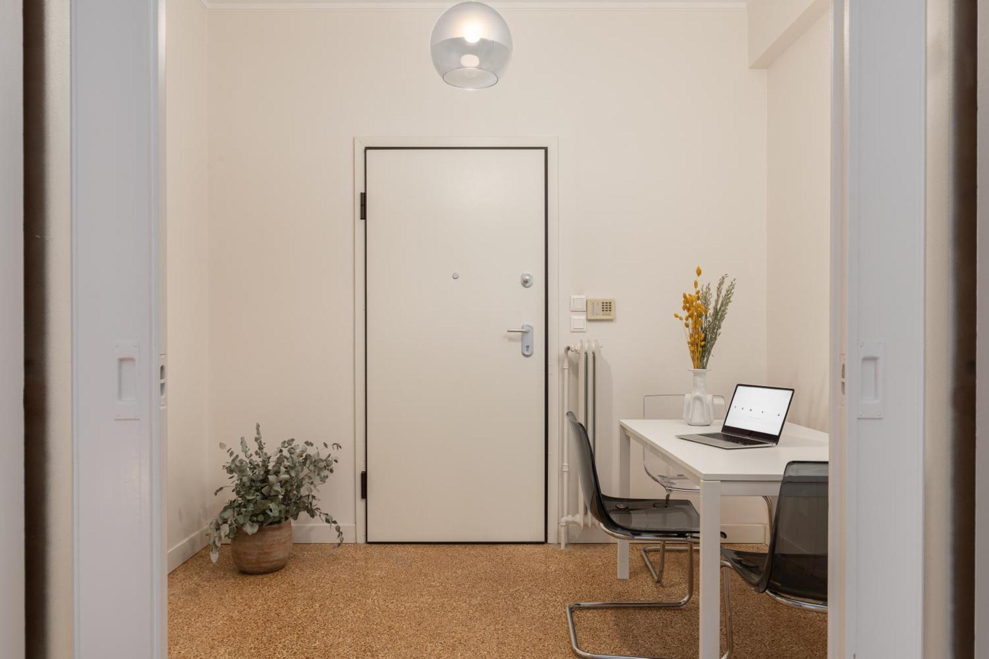 Peaceful Apartment In Neapoli, Exarcheia Atene Esterno foto